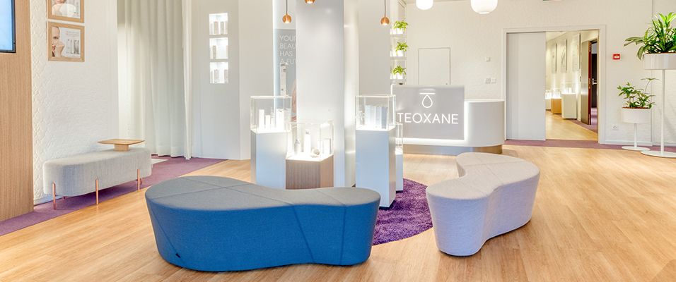 We offer clinically-relevant, custom-tailored, and online trainings, designed and taught by experts, to help enhance the delivery of medical aesthetic treatments. 